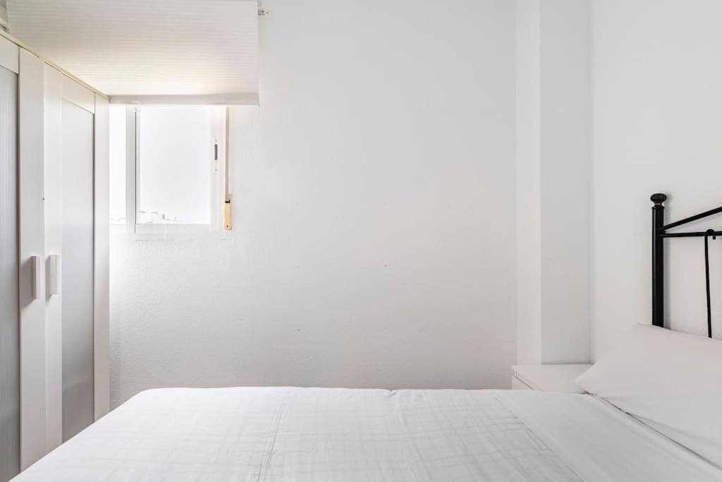 Apartamento Centric And Spacious Flat With Free Car Park *