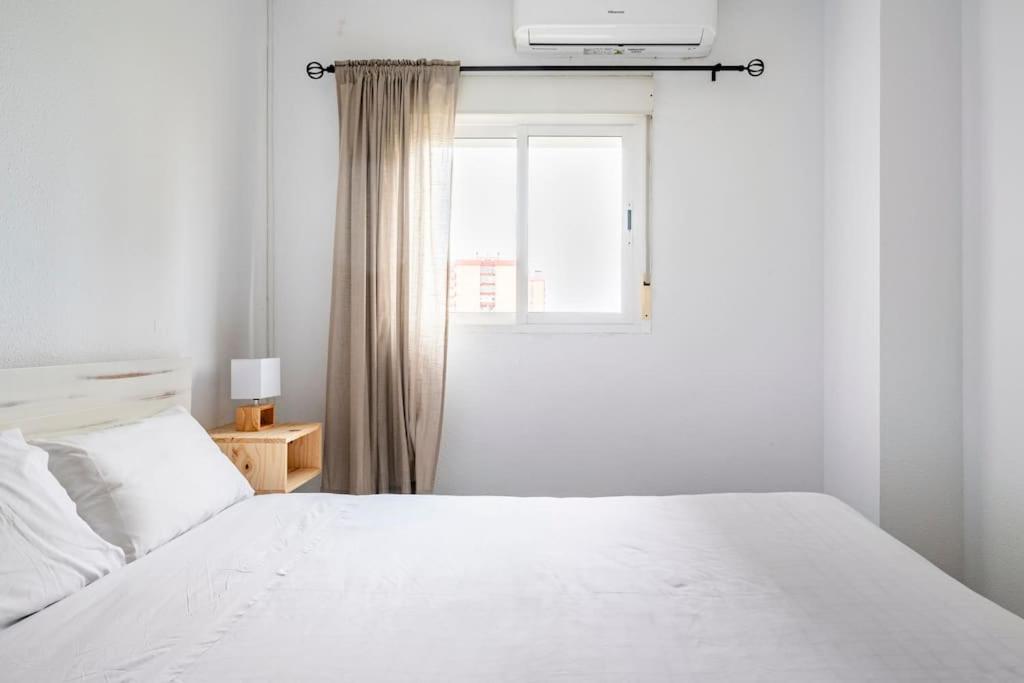Centric And Spacious Flat With Free Car Park Apartamento *