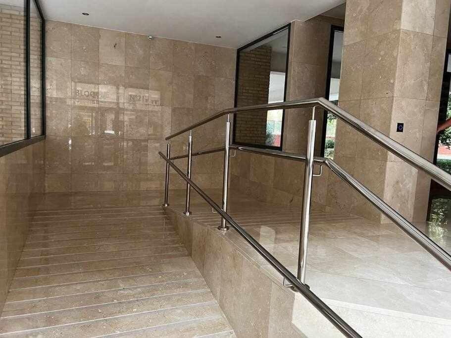 Apartamento Centric And Spacious Flat With Free Car Park