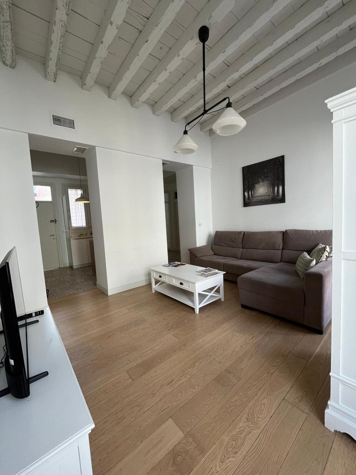Balcones De Jauregui Premium Apartment *