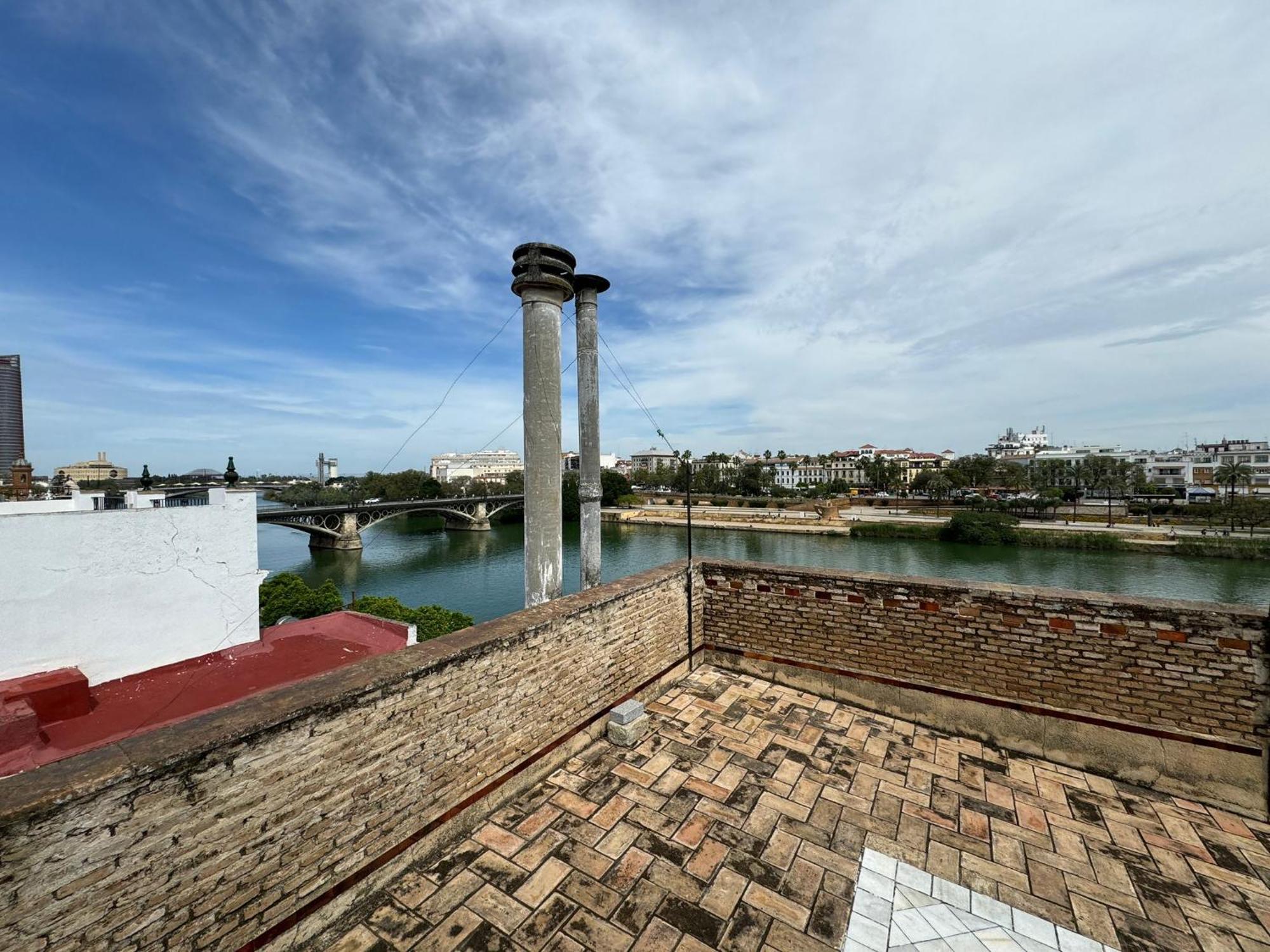 Wonderful Duplex In Calle Betis * Seville