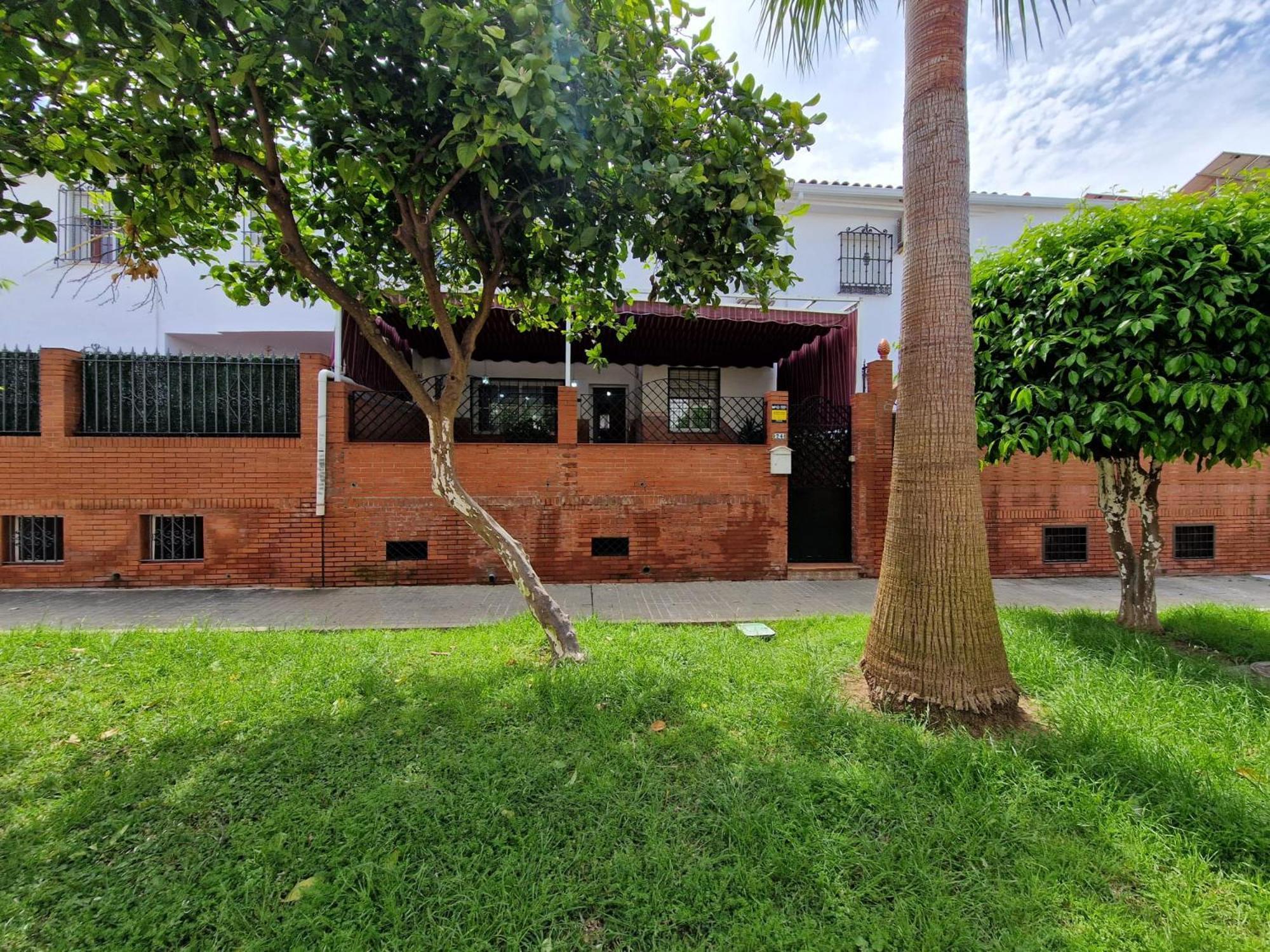 Holiday home Espectacular Casa 5 Fibes Palacio Congresos Con Parking Seville