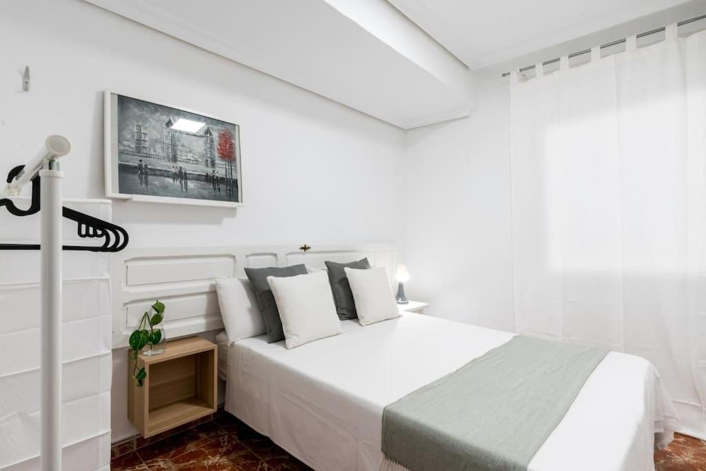 Santa Justa Urban Apartment Seville