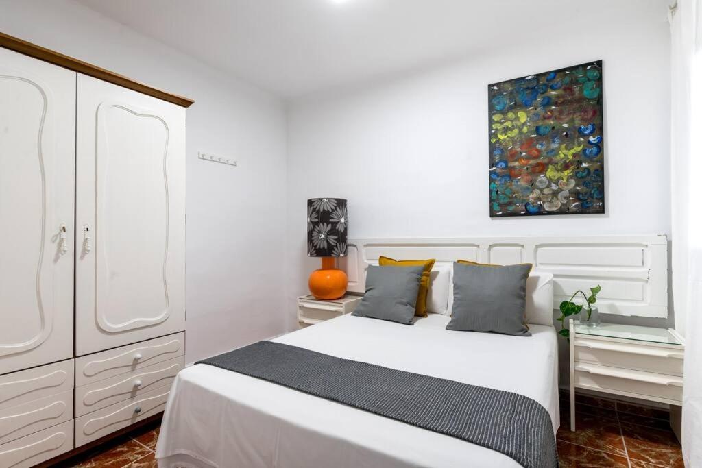 Santa Justa Urban Apartment Seville
