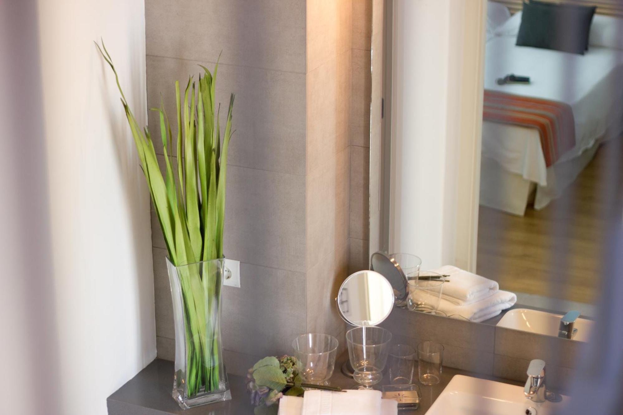 Apartment Life Alberto Lista Seville