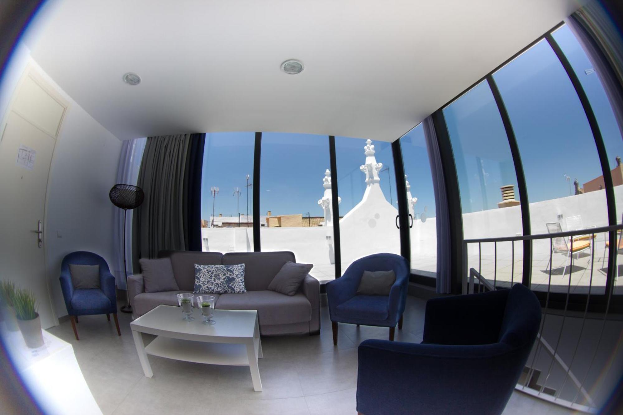Apartment Life Alberto Lista