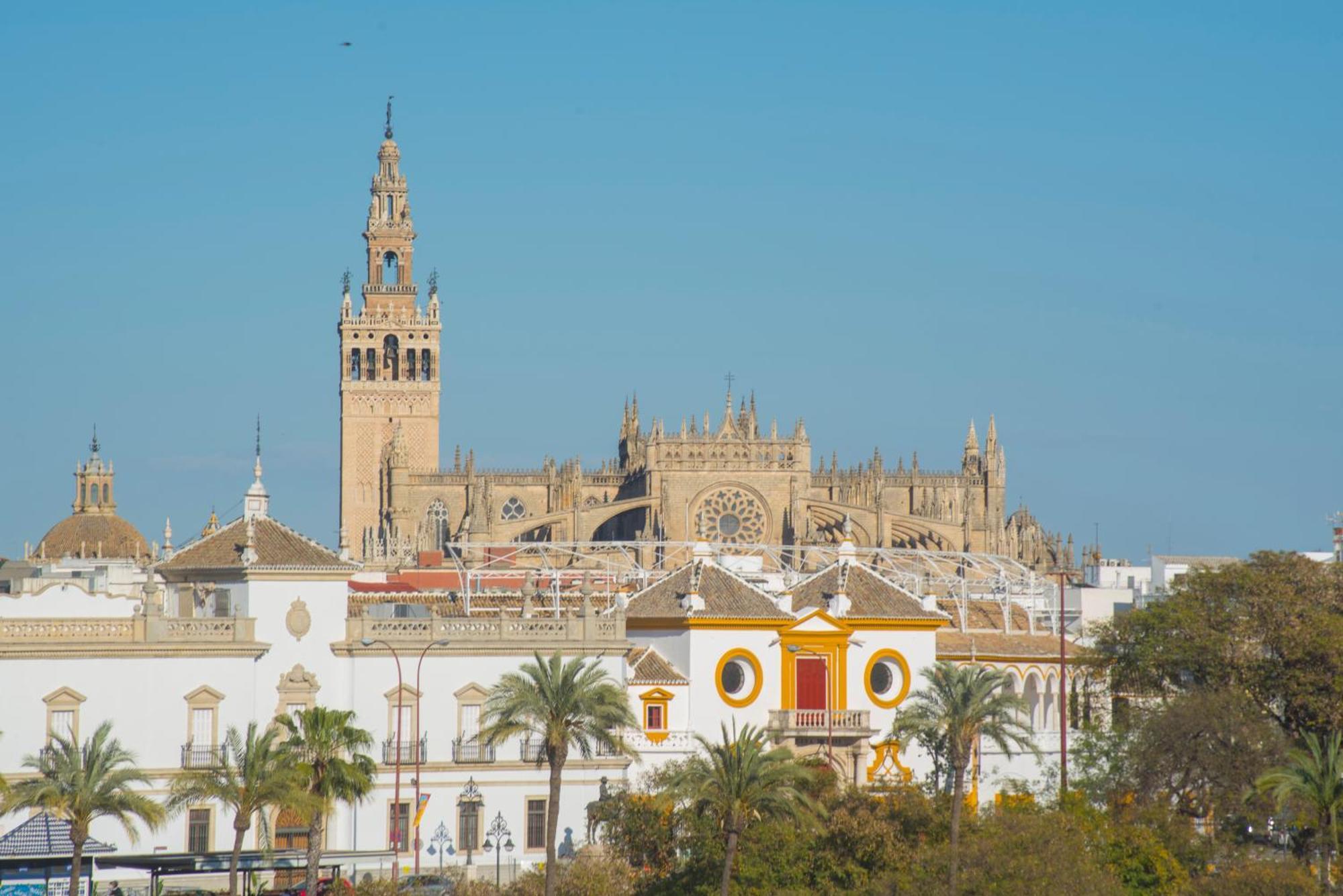 Luxury Puente De Triana Seville