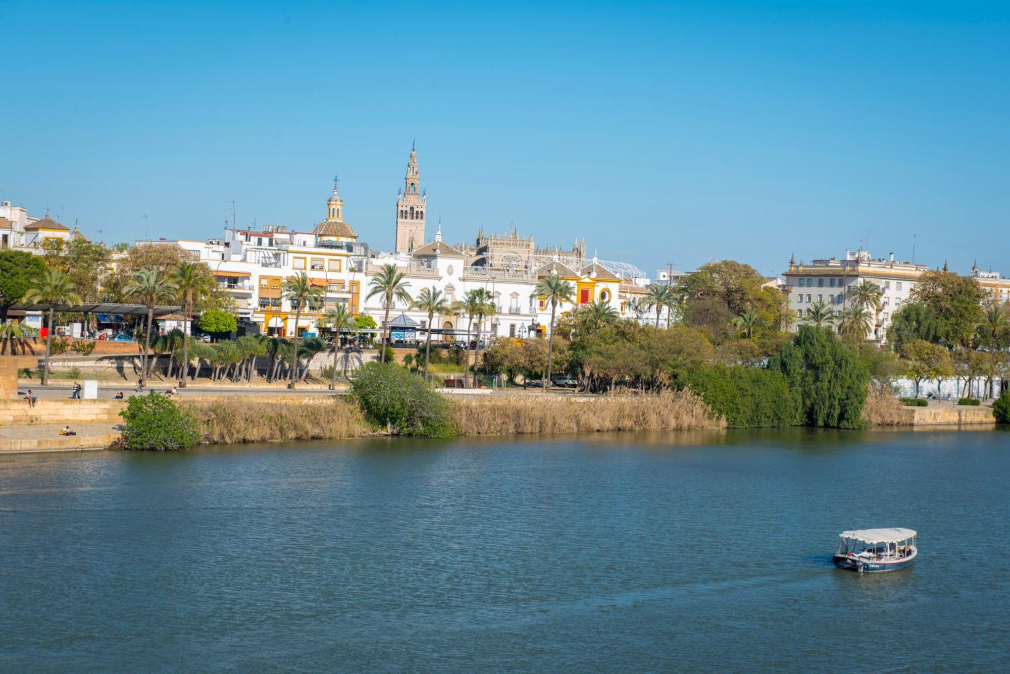 Apartment Luxury Puente De Triana