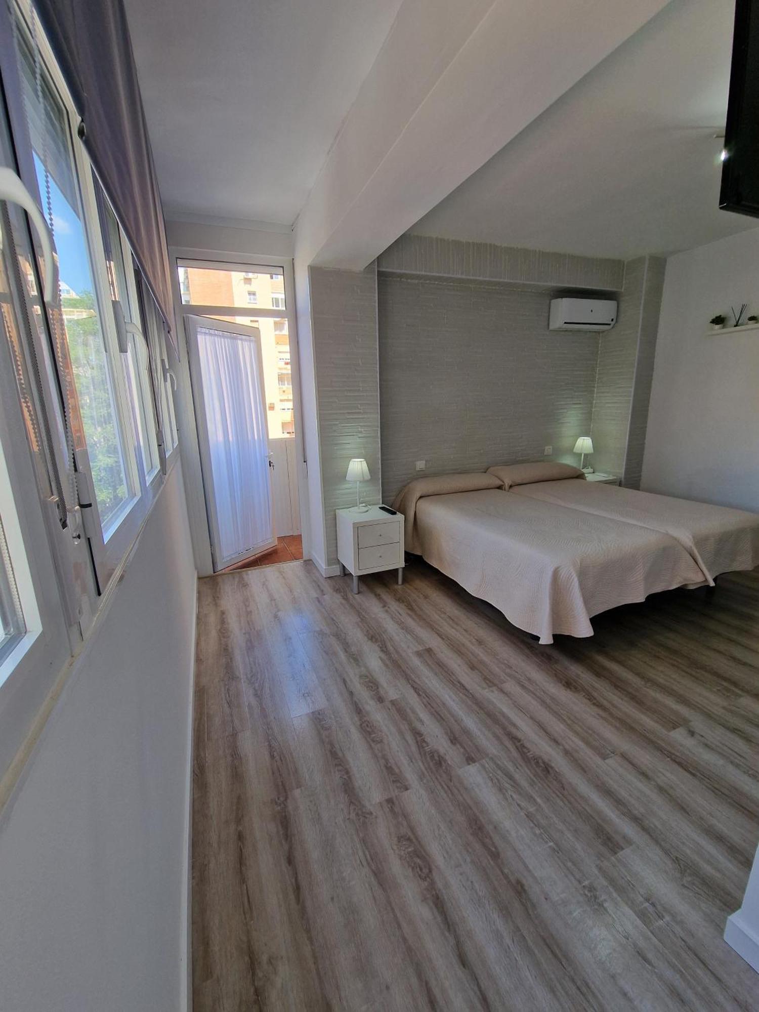 Apartment Virgen De Lujan Triana Seville
