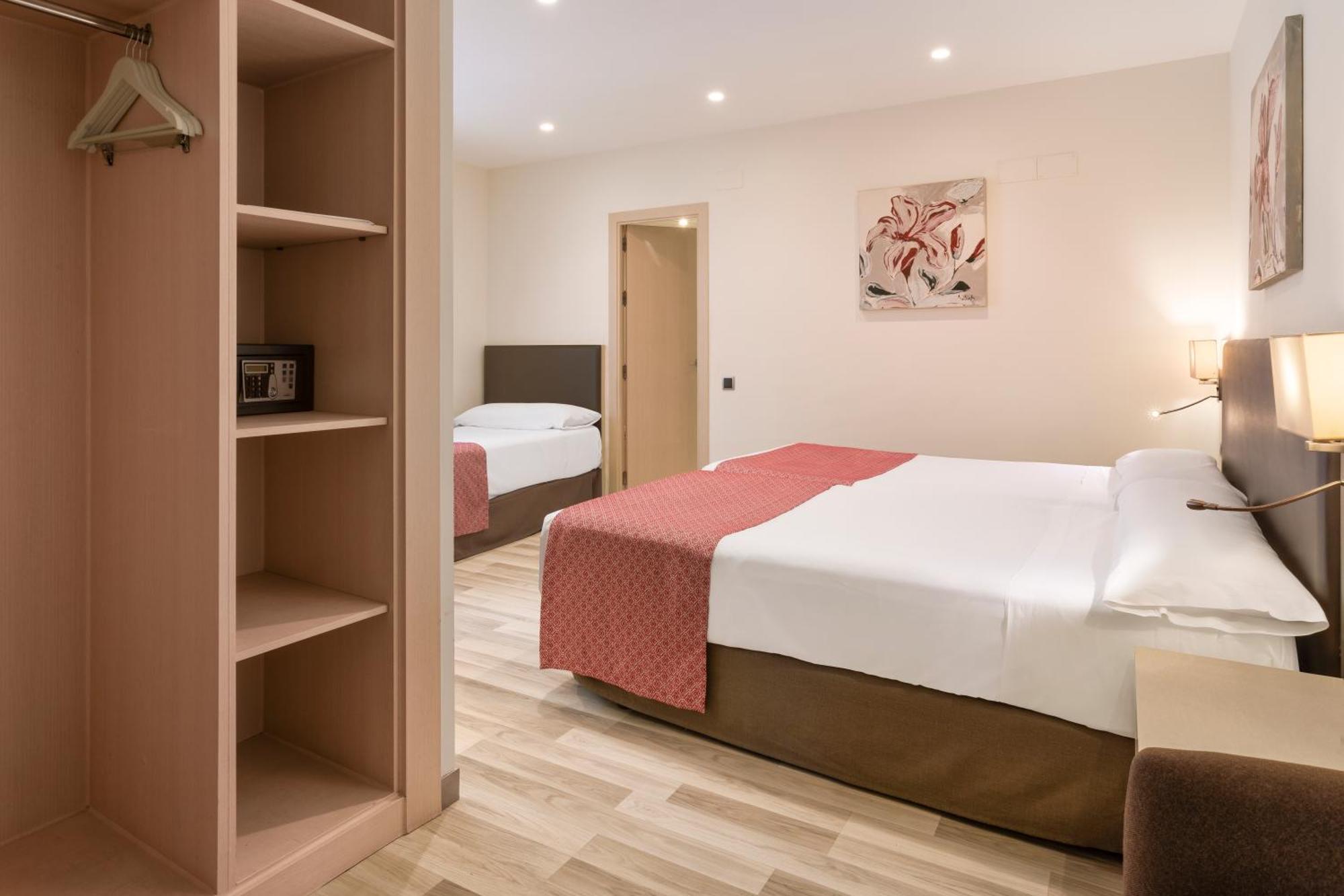 Hotel Catalonia Hispalis 3*