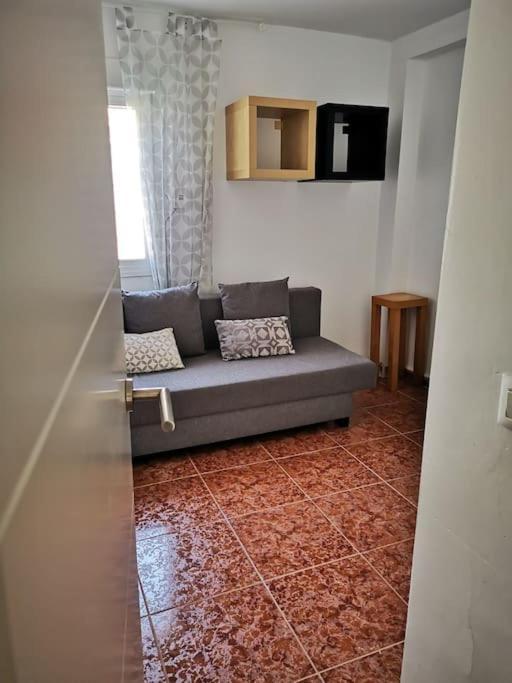 Comfortable & Sevilla