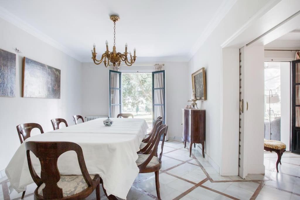 Casa Del Monte * Seville