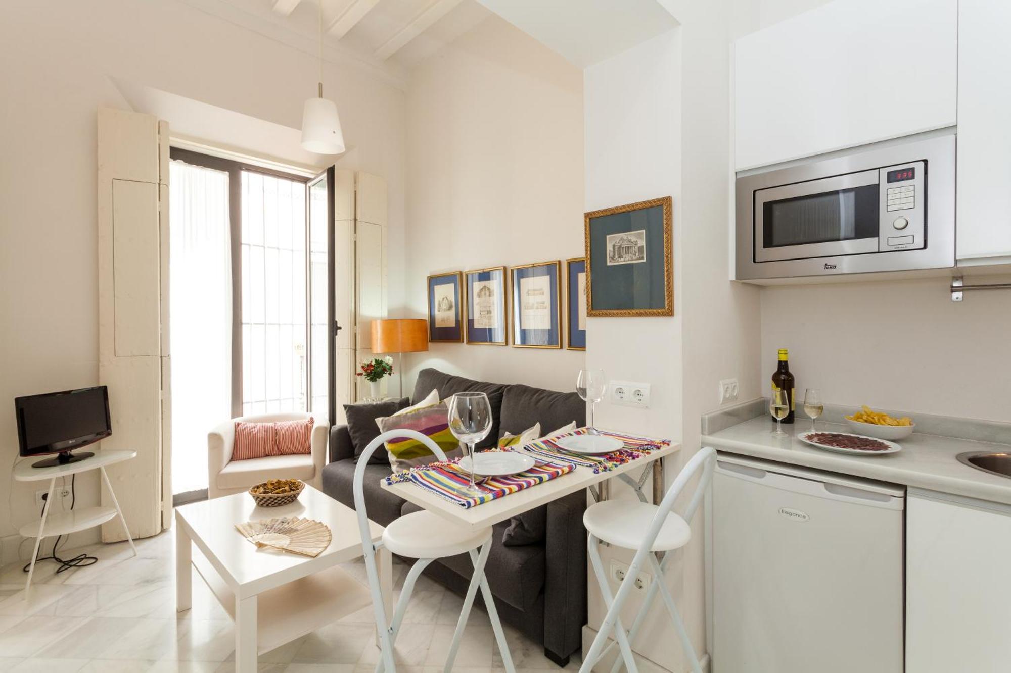 Apartment Center