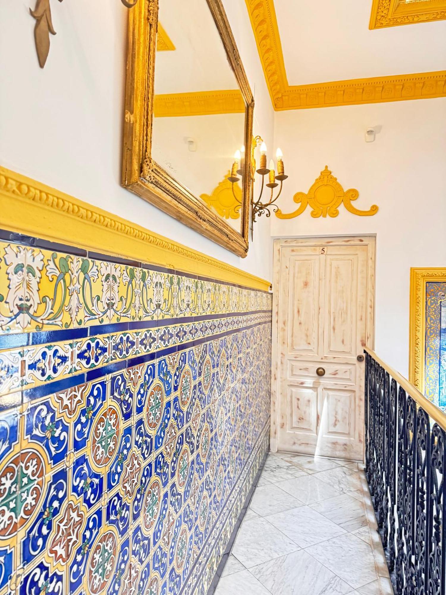 Palace-house Hercules Homestay