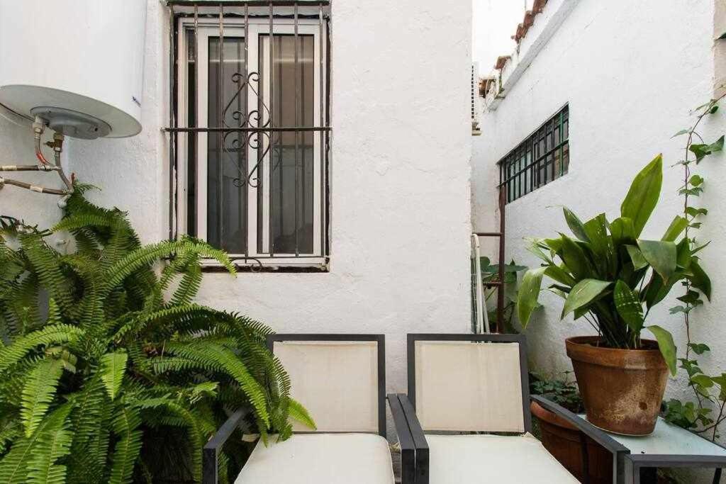Lujoso Con Patio En Triana Apartment Seville