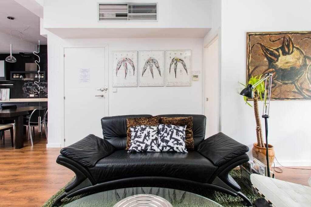 Lujoso Con Patio En Triana Apartment *