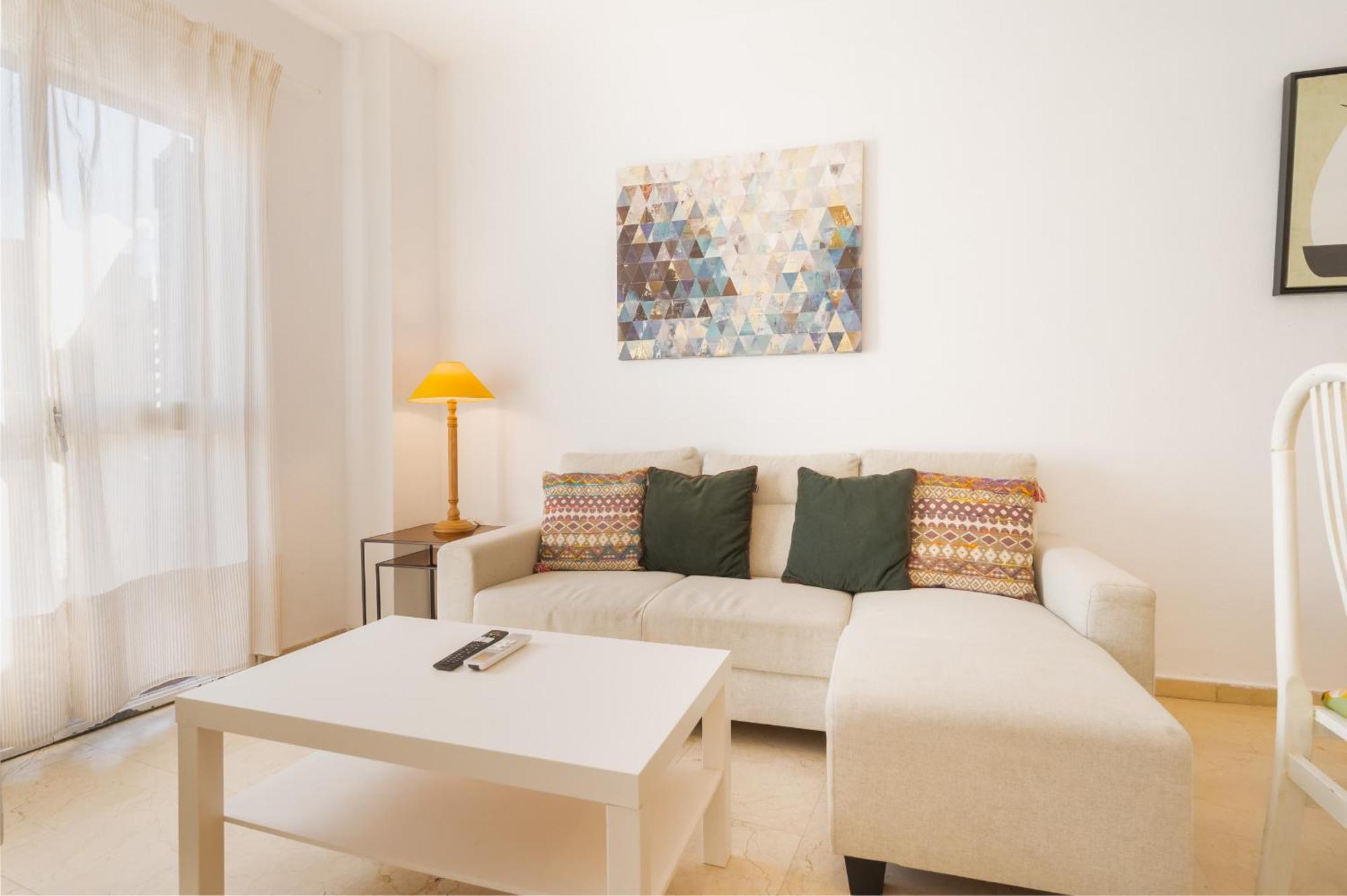 Bright Apt. Puerta Osario 3 Bedrooms 2 Bathrooms * Seville
