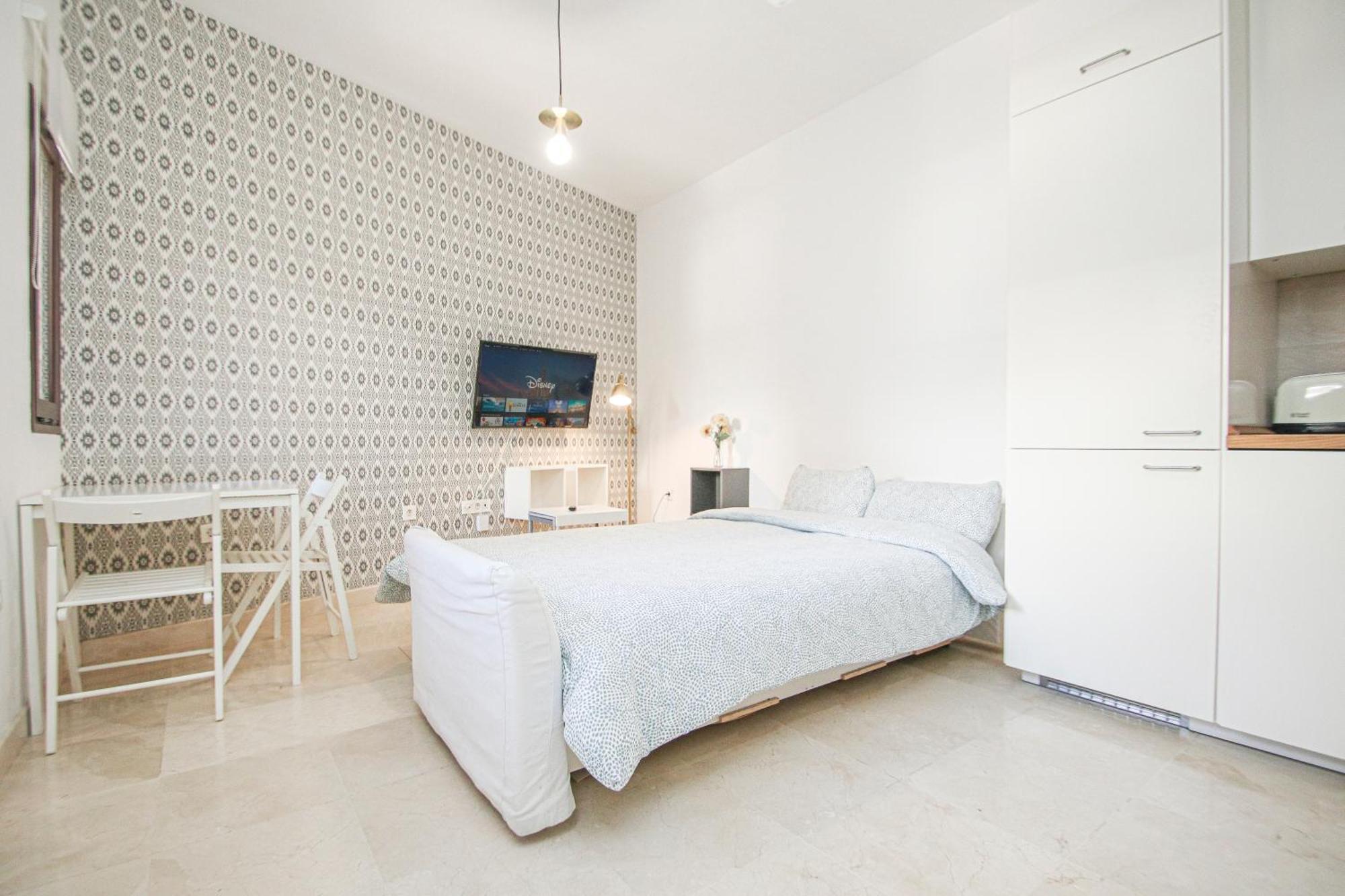 Apartment Charming In The Center - 10m Walk Isla Magica Seville