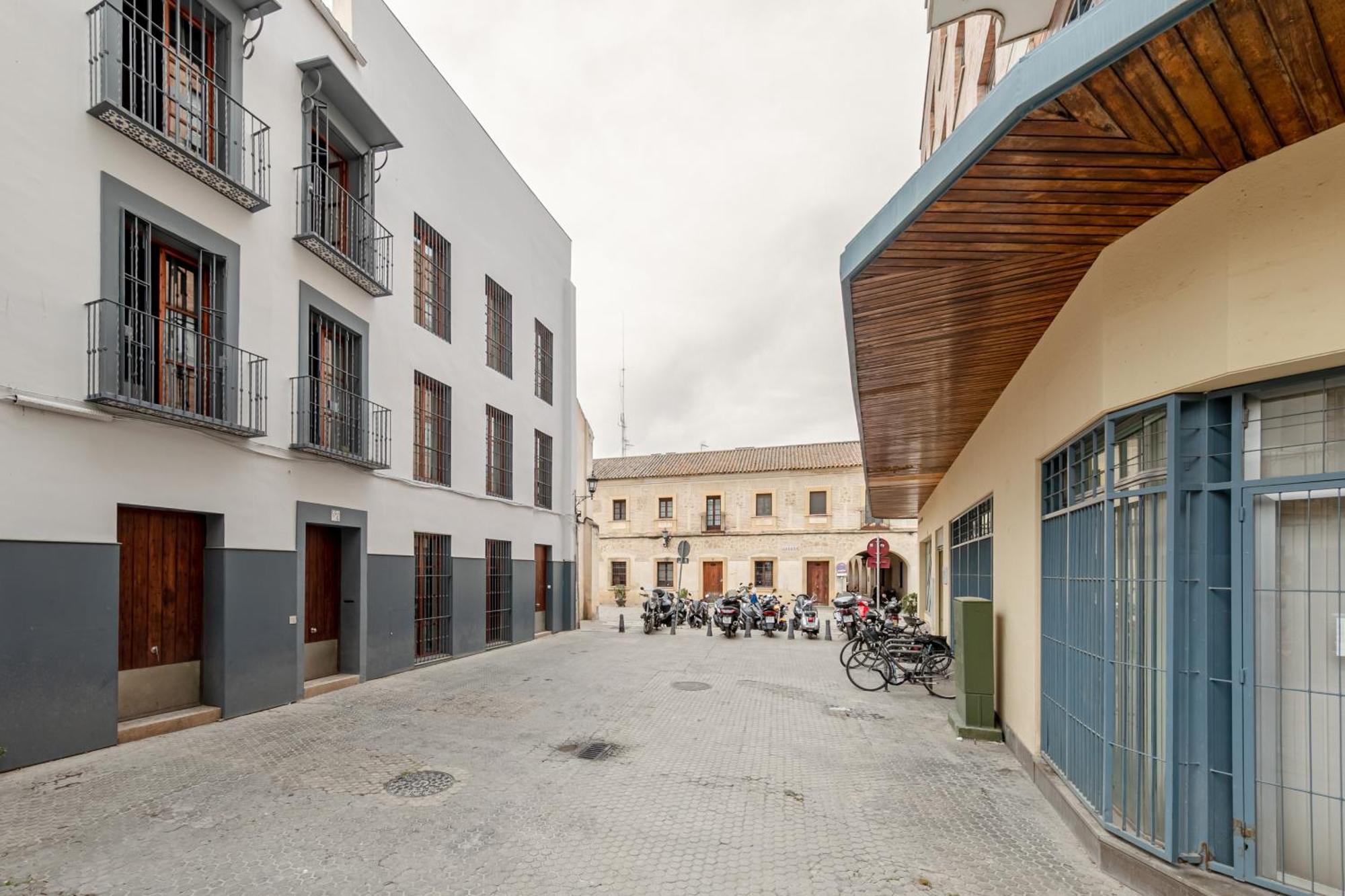 Isg Puerta Jerez 11 Seville
