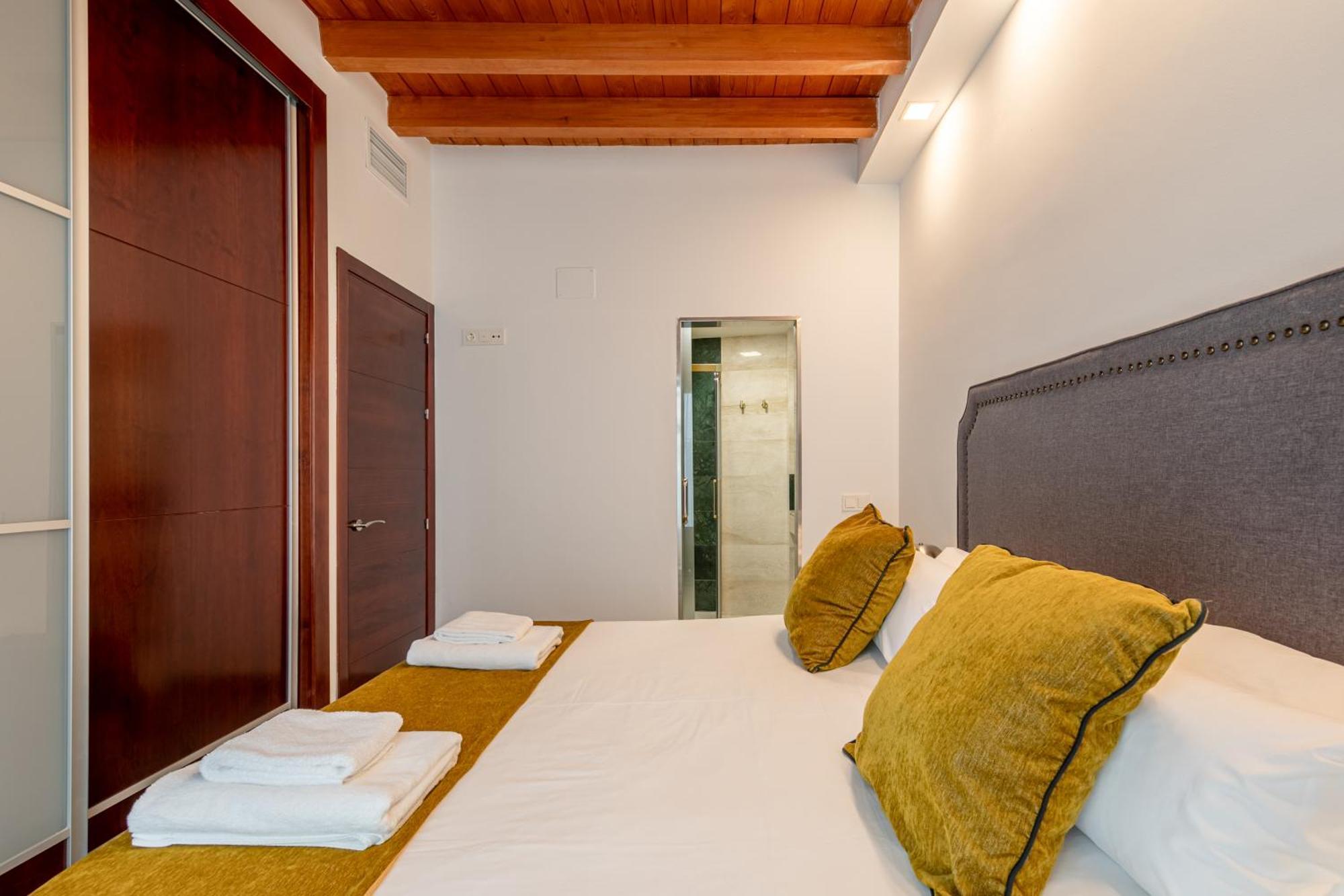 Isg Puerta Jerez 11 * Seville