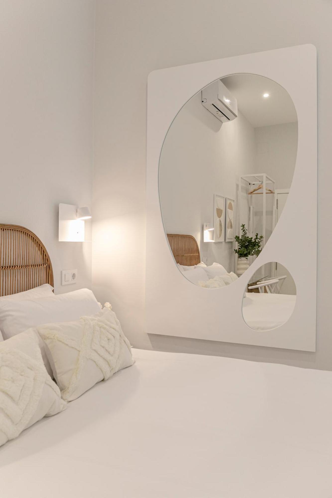 Isg Cuna 10 * Seville