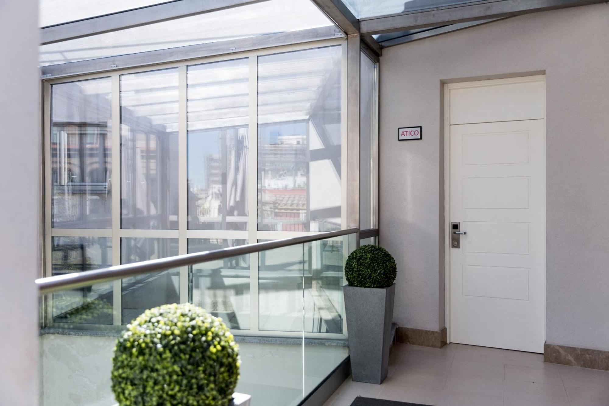 Apartamento Puerta Catedral Vinuesa15 Sevilla