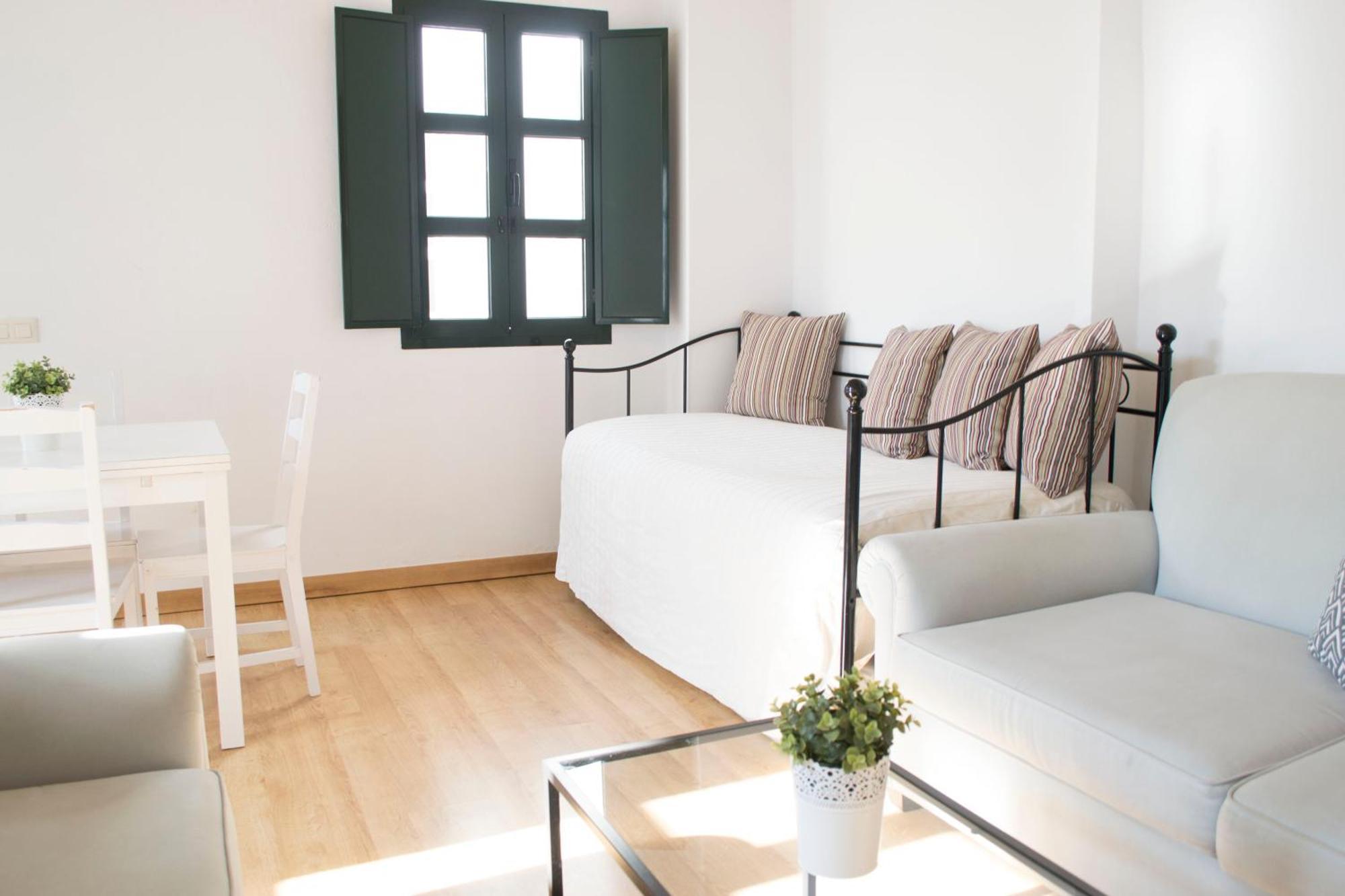 Casas Y Patios De