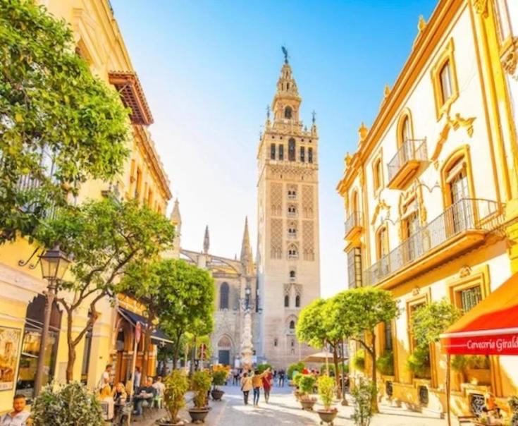 Apartment ¡tu Hogar Con Alma En Sevilla!
