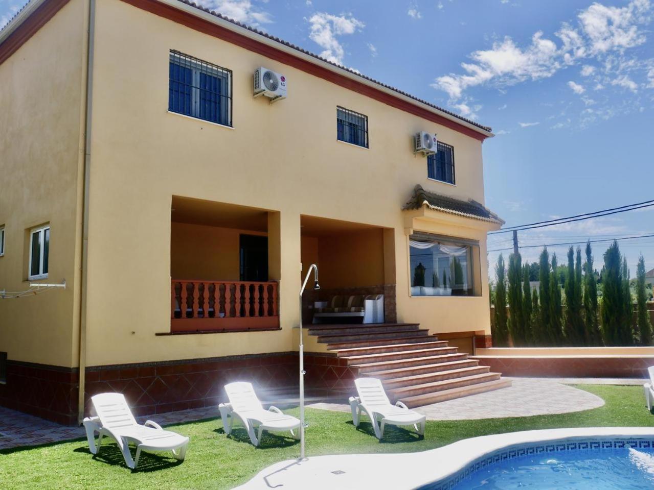 Private Pool! Your Oasis In Sevilla! Bbq! * Seville