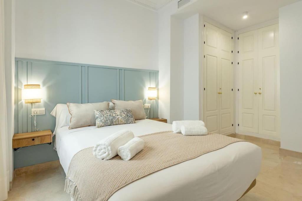 Imperial By Valcambre * Seville