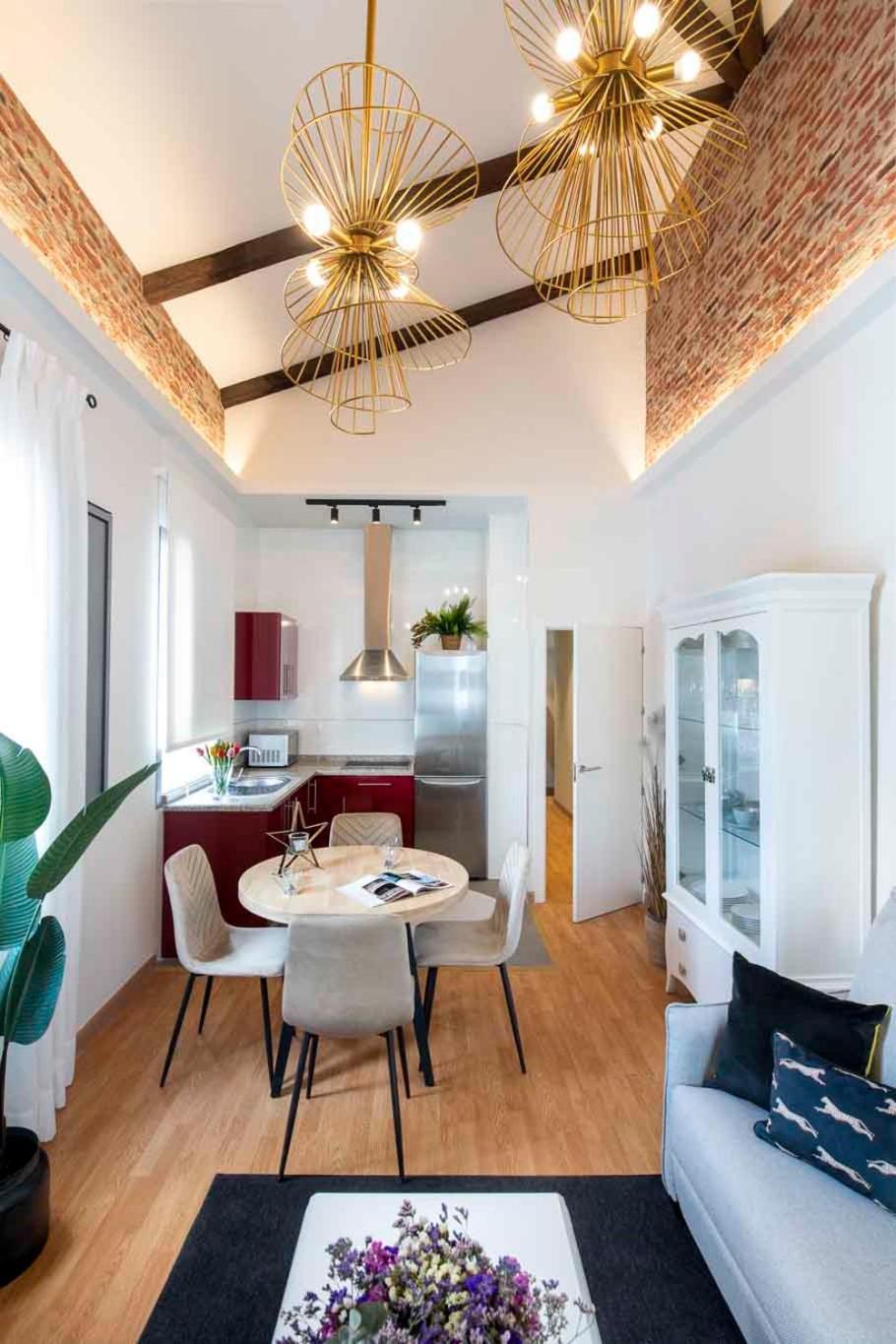 Apartment Familiar Nuevo De Diseno En La Mejor Zona De Triana, Parking Included *