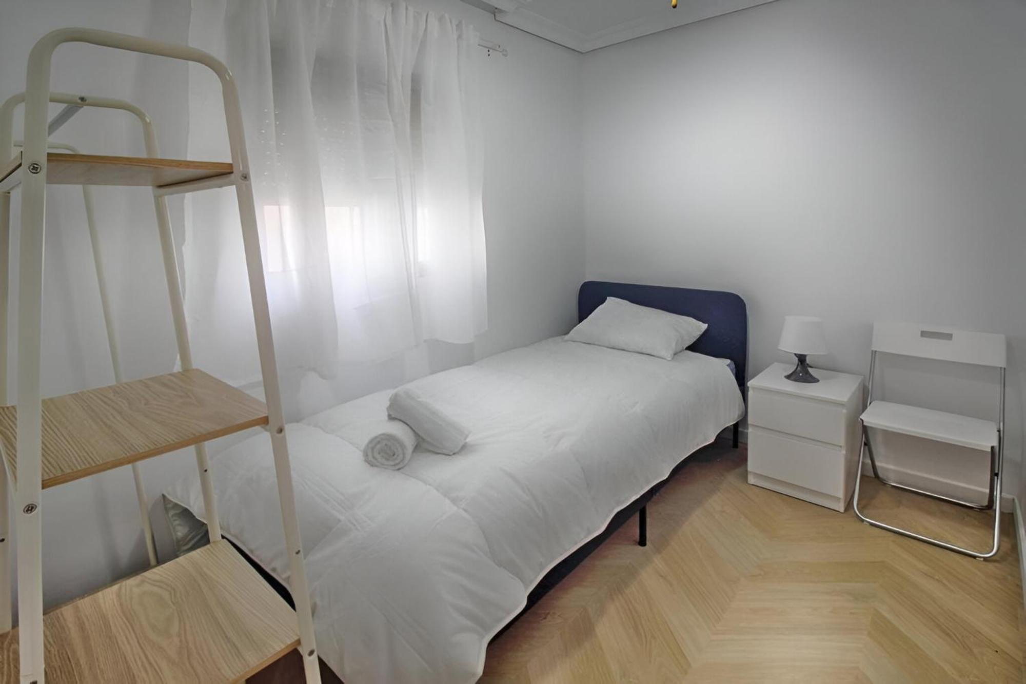 Macarena Gardens Apartment