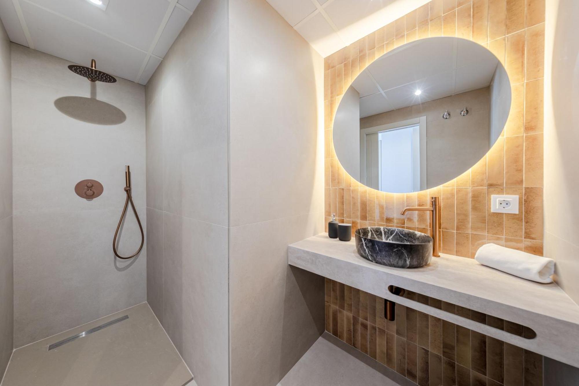 Isg Luxury By The Cathedral Apartamento *