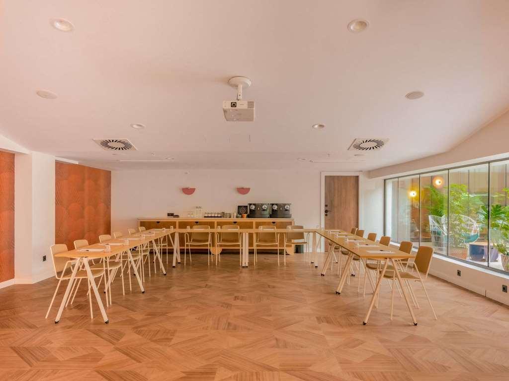 Hotel Ibis Styles Santa Justa Seville