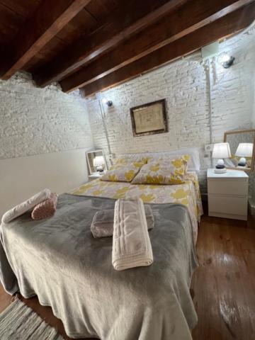 Airbhouse Private & Homestay
