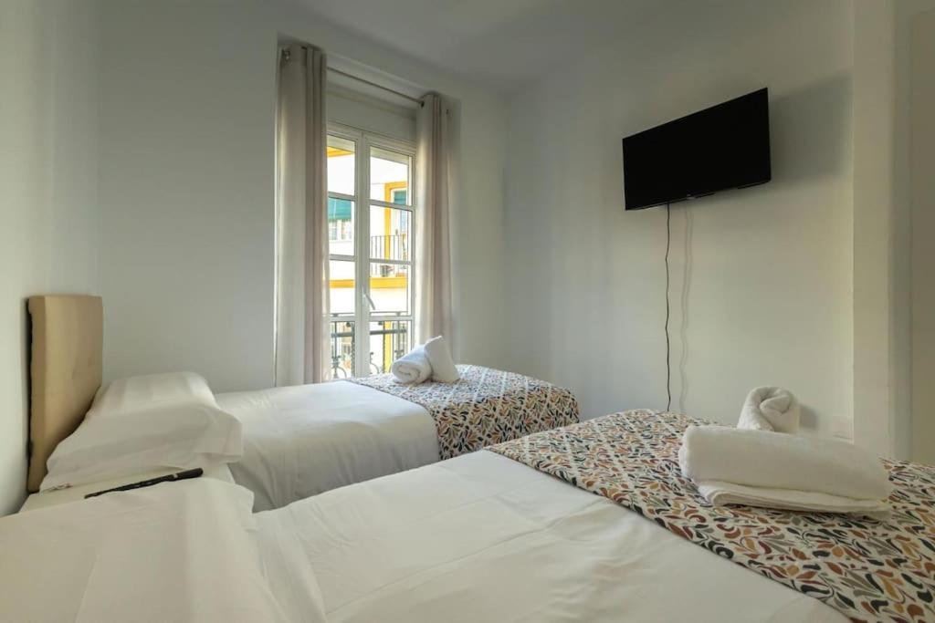 Joaquin Costa Alameda By Valcambre Apartment *