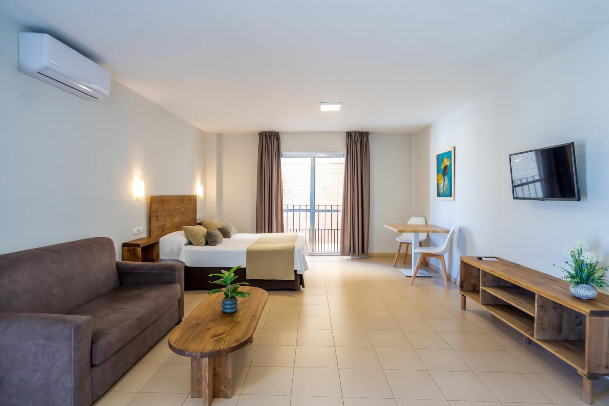 Puerta Del Sur Apartment Seville