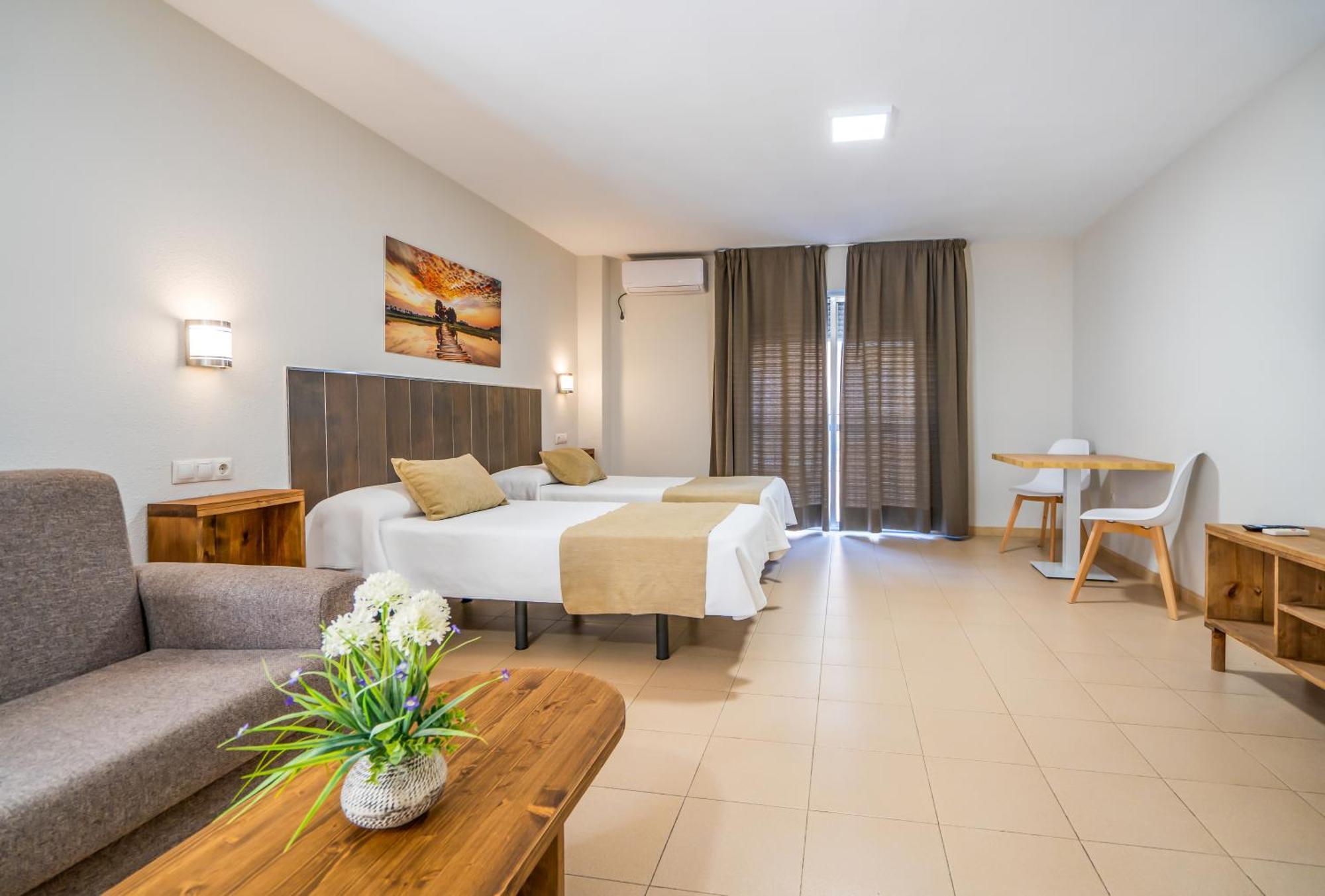 Puerta Del Sur Apartment *