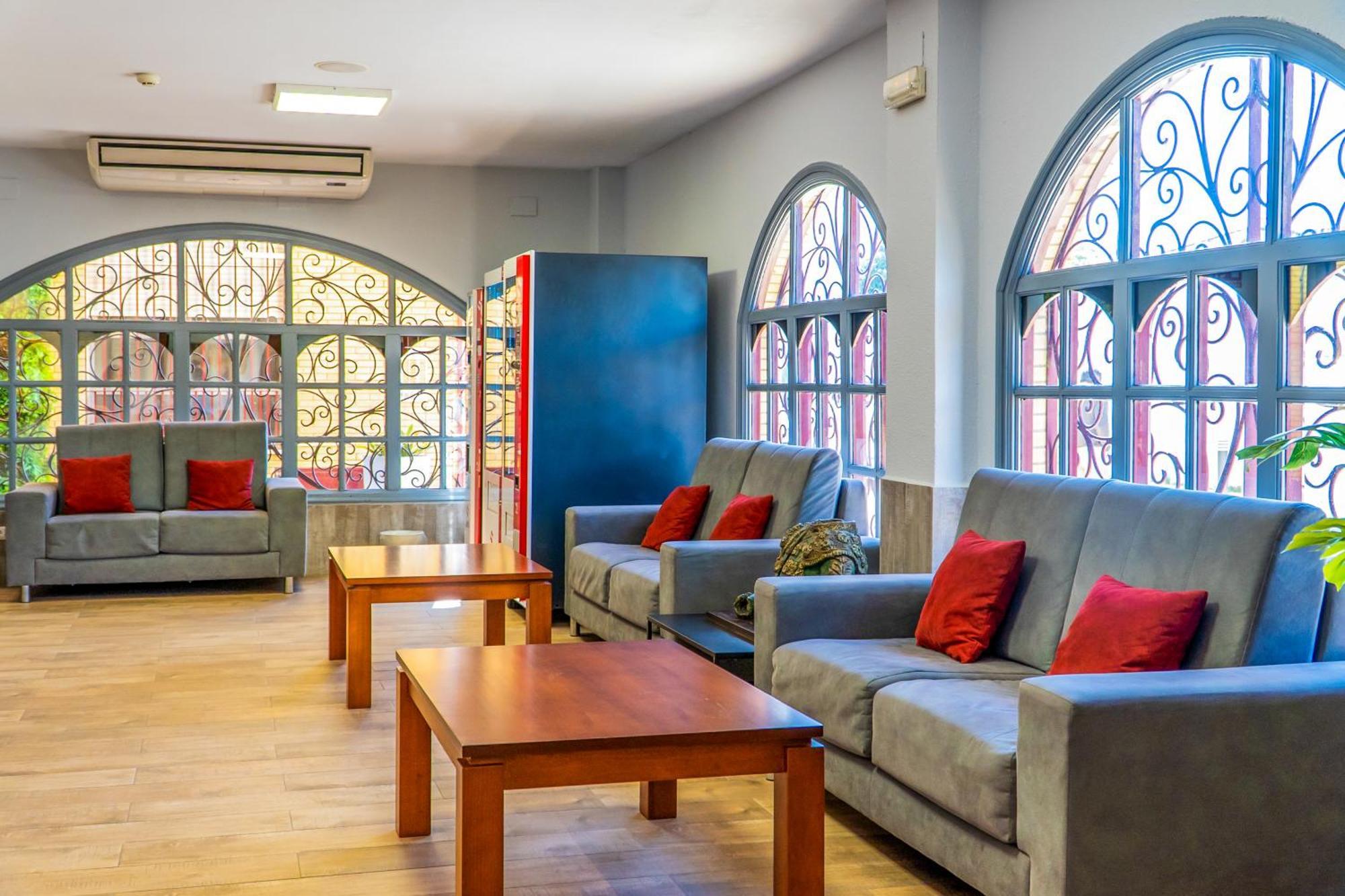 Apartment Puerta Del Sur Seville
