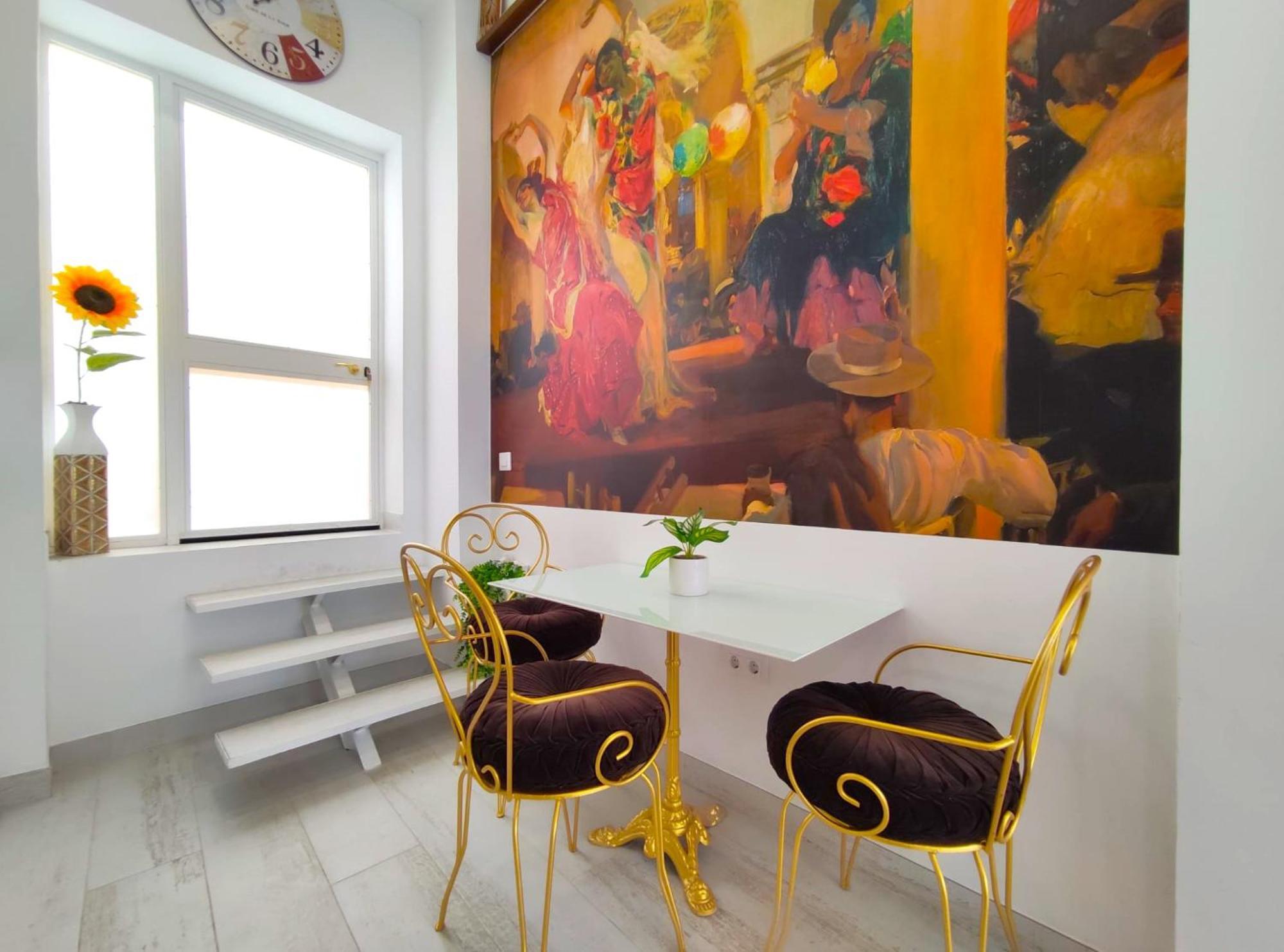 The Urban Elegance Apartment *