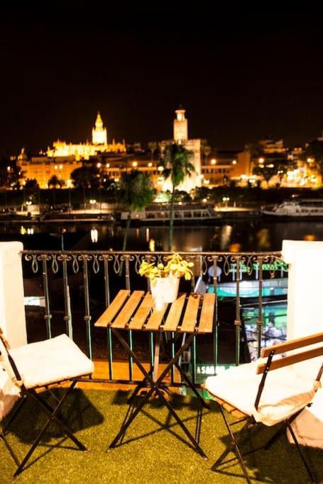 Atico Con Vistas A La Torre Del Oro Y Catedral By Thegoodtourist Seville
