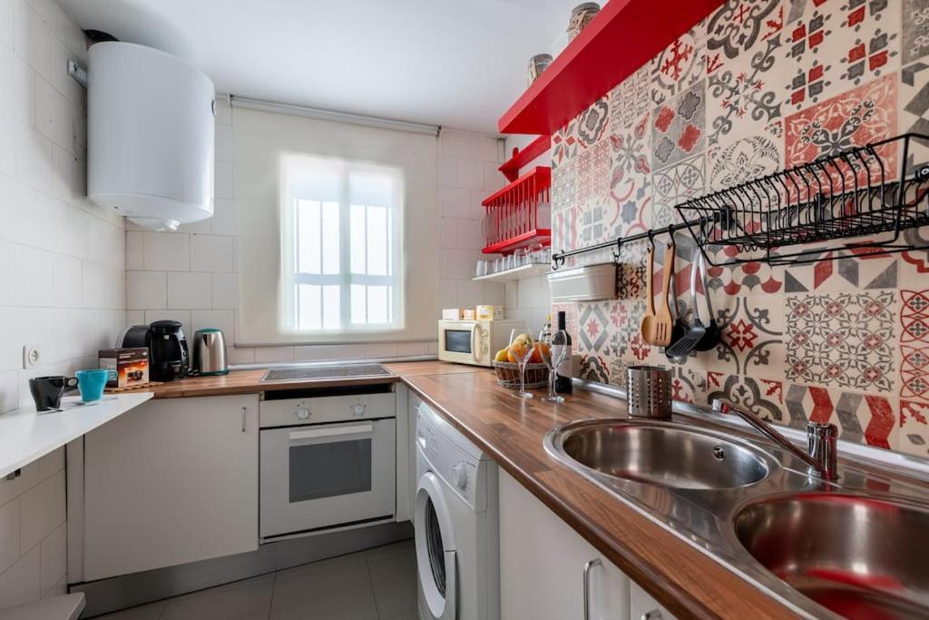 Apartment Atico Con Vistas A La Torre Del Oro Y Catedral By Thegoodtourist *