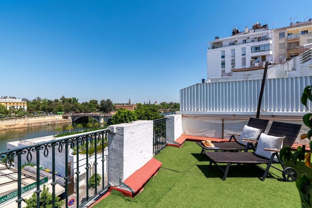 Apartment Atico Con Vistas A La Torre Del Oro Y Catedral By Thegoodtourist *