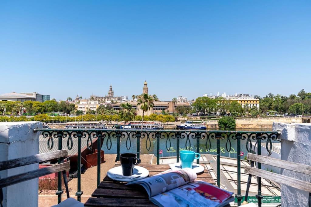 Atico Con Vistas A La Torre Del Oro Y Catedral By Thegoodtourist Apartment Seville