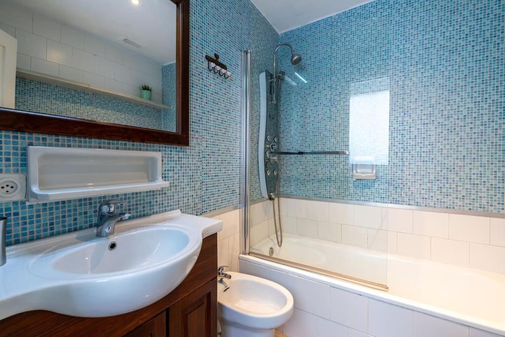 Atico Con Vistas A La Torre Del Oro Y Catedral By Thegoodtourist Apartment *