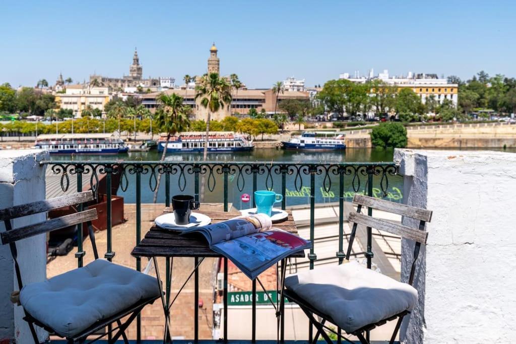 Atico Con Vistas A La Torre Del Oro Y Catedral By Thegoodtourist Apartment Seville