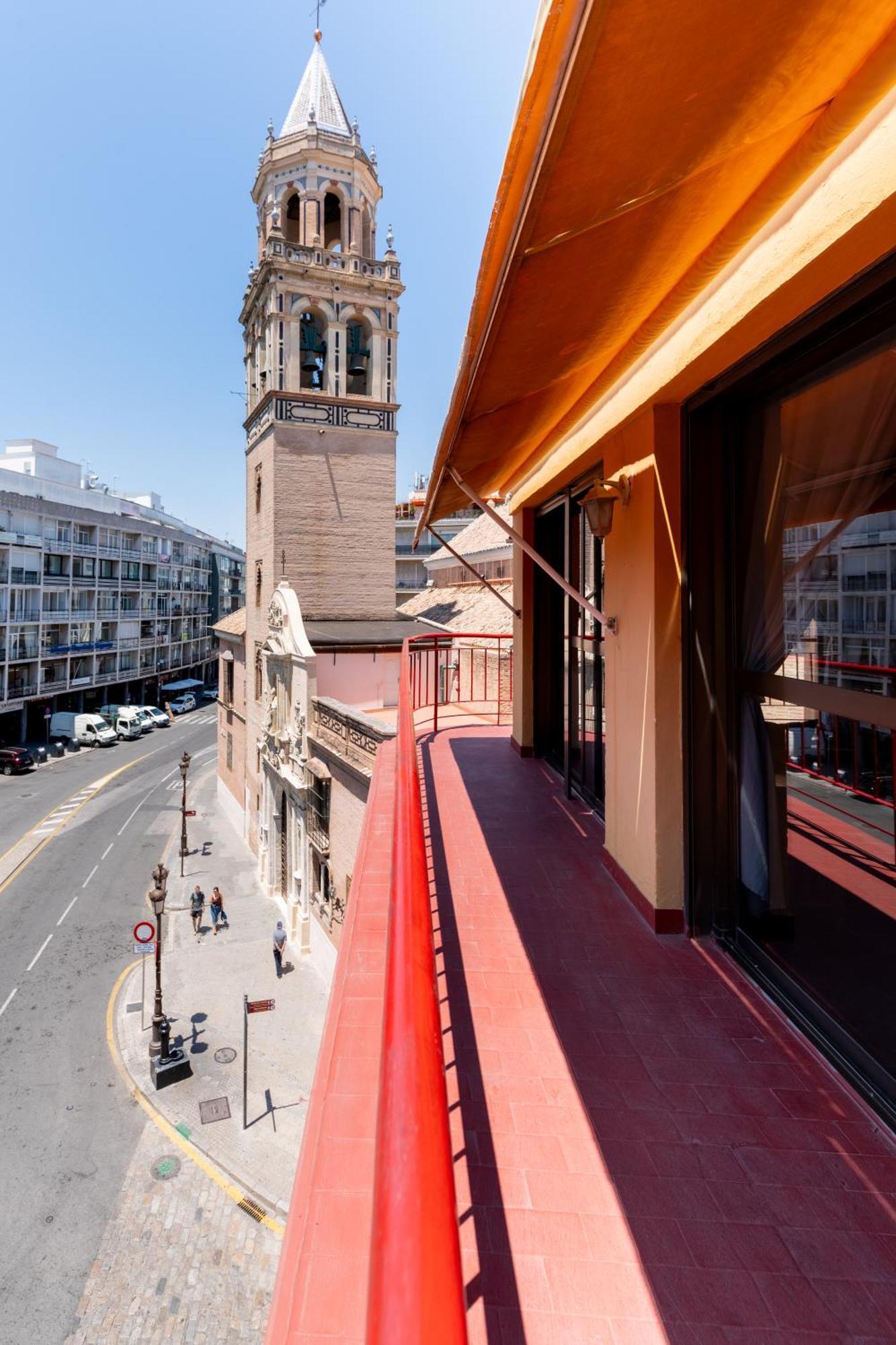 Penthouse!!! Center Of Seville!!! 2 Bedroom + 2 Bath!!! * Seville