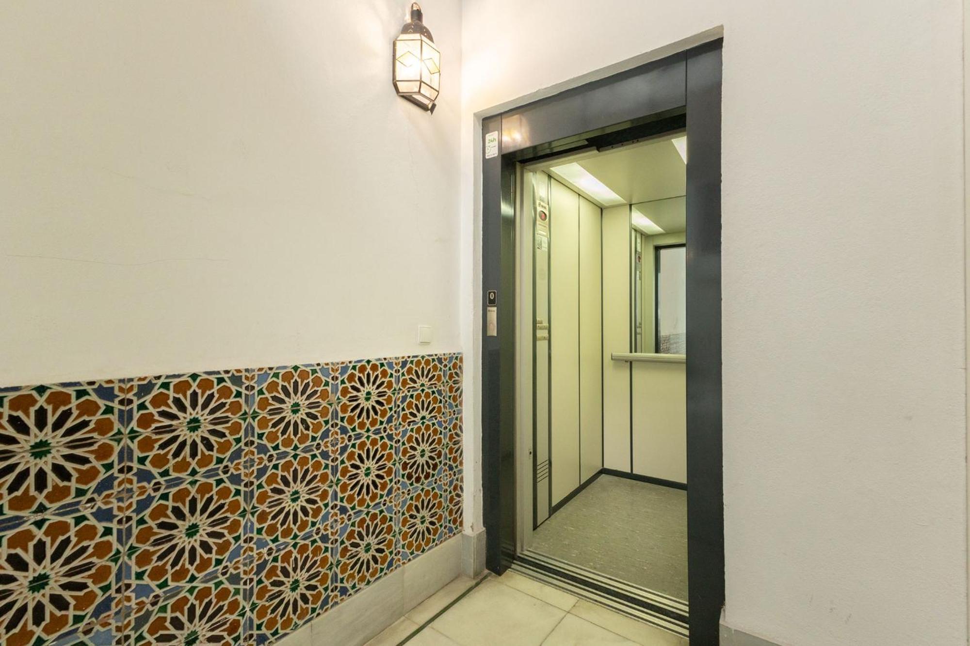 Charming 2 Bedroom Boutique Triplex With Private Terrace At Center By Ocityzen Apartamento *