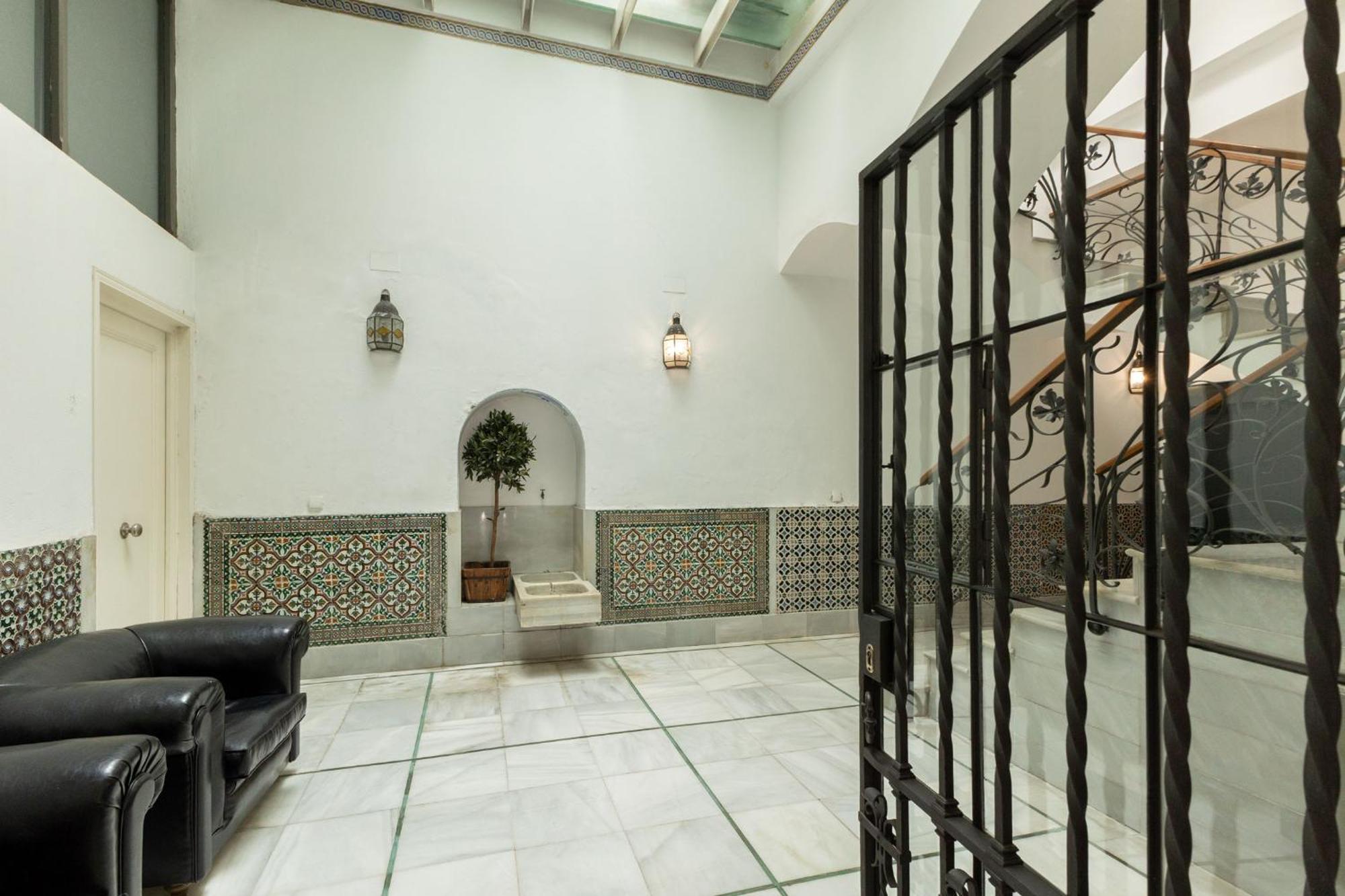 Charming 2 Bedroom Boutique Triplex With Private Terrace At Center By Ocityzen Apartamento *
