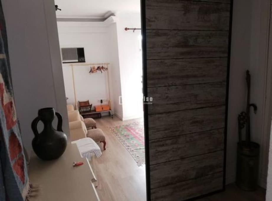 Apartment Piso Amplio Y Diafano, Al Lado De Alameda ,centro *